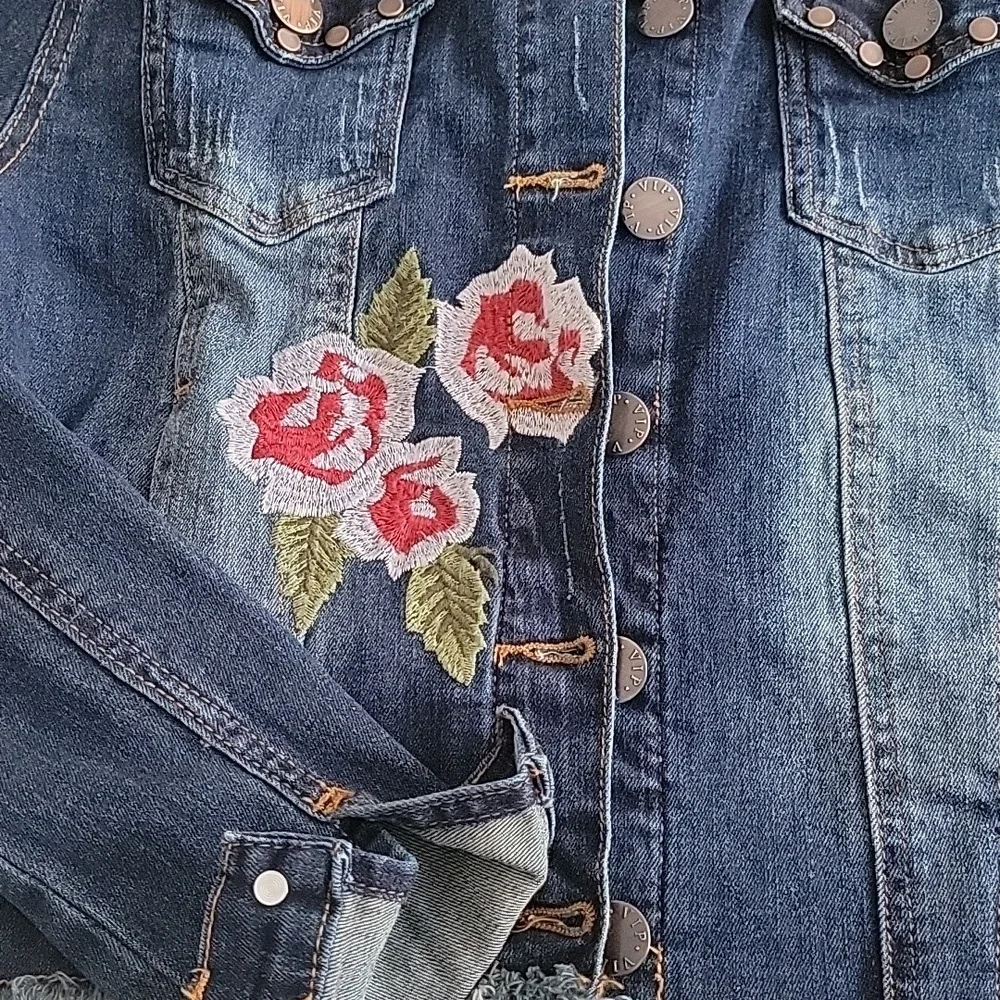 Jean Jacket - Picture 2 of 4